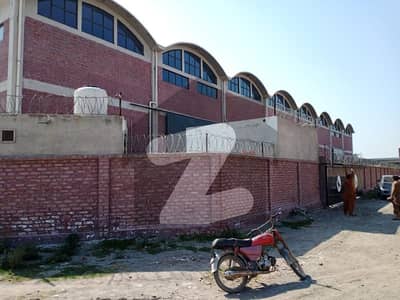 10 Kanal Warehouse Available For Rent