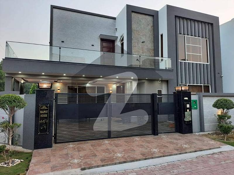 Corner Luxurious Designer 15 Marla Furnished Brand New House For Sale in Bahria Town Lahore