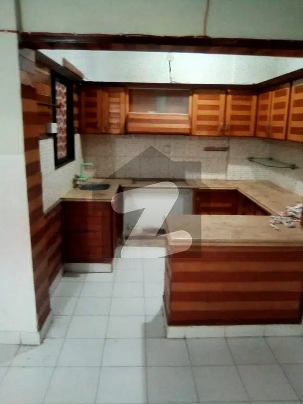 Flat For Sale Block H Ghori Palace 4th Floor 2 Bed Dd With Attach Bath Lift+Parking