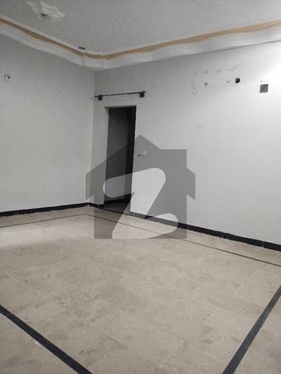 Gulistan-E-Jauhar - Block 4 240 Square Yards 1st Floor Portion For Rent