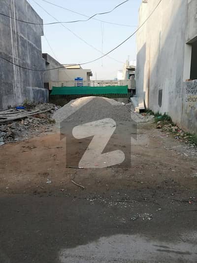 جناح گارڈنز فیز 1 جناح گارڈنز,ایف ای سی ایچ ایس,اسلام آباد میں 7 مرلہ رہائشی پلاٹ 1.25 کروڑ میں برائے فروخت۔