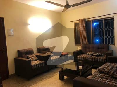 FLAT FOR SALE IN ASHRAF SQUARE APARTMENT