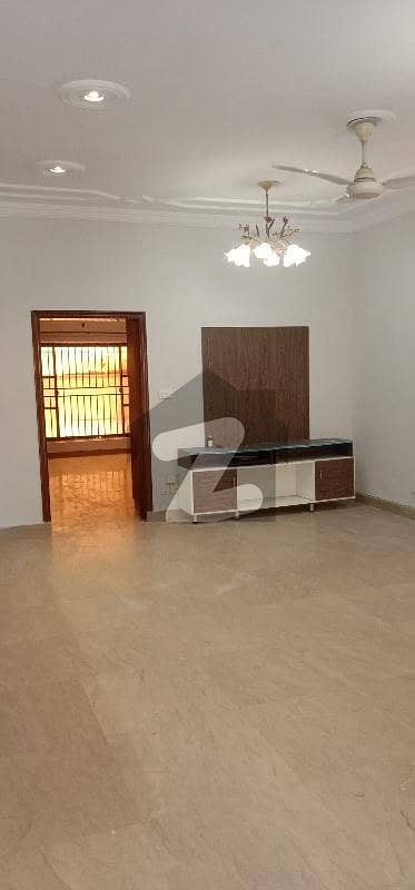 10 Marla 2 Unate House Available For Rent In Bahria Town Phase 3