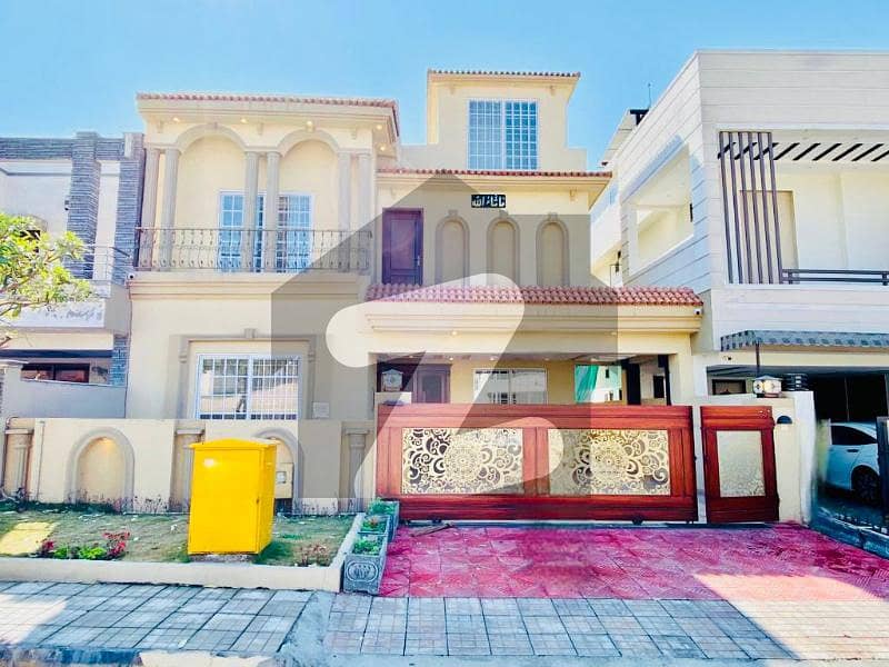 10 Marla Proper Double Unit House Available For Sale In Bahria Town Phase 8