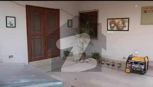 470 Square Yards House In Only Rs. 75000000