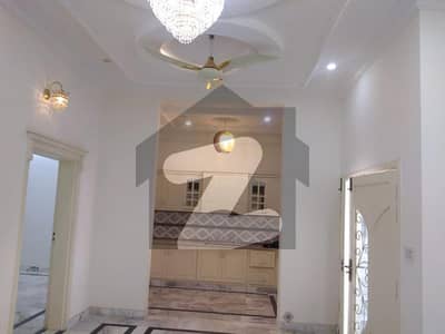 ائیرپورٹ ہاؤسنگ سوسائٹی راولپنڈی میں 3 کمروں کا 6 مرلہ مکان 1.7 کروڑ میں برائے فروخت۔