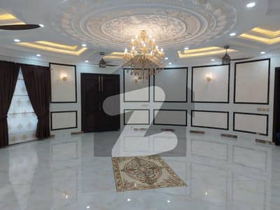 10 Marla Lower Portion In Bahria Town - Janiper Block For rent At Good Location