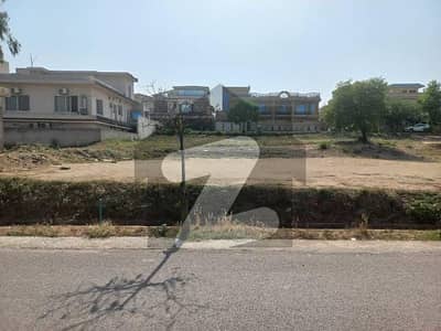 1 KANAL PLOT FOR SALE IN DHA PHASE 1 SECTOR B