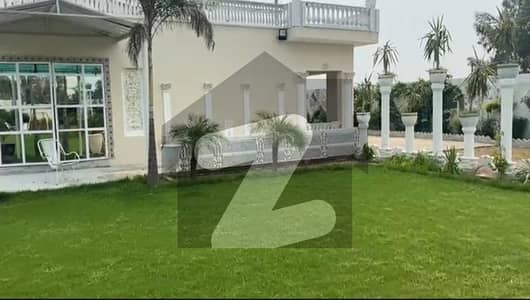 4 KANAL FULLY FURNISHED FARM HOUSE AVAILABLE FOR SALE