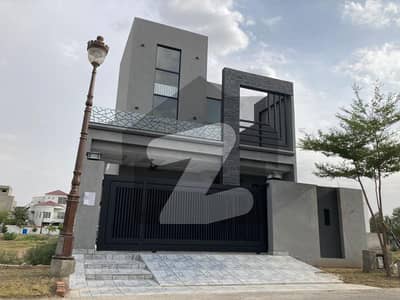12 Marla Brand New House for Sale In Lake City Lahore
