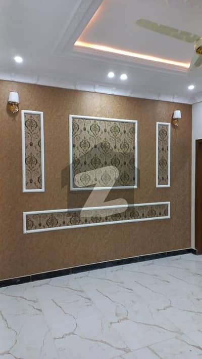 کینال گارڈن لاہور میں 5 کمروں کا 5 مرلہ مکان 54.0 ہزار میں کرایہ پر دستیاب ہے۔