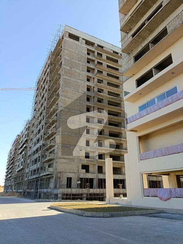 Central park apartment on instalment with minimum down payment available for sale in bahria Town Karachi