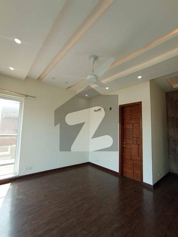 1 kanal Upper Portion For Rent In Dha Phase 8 Ex Park View