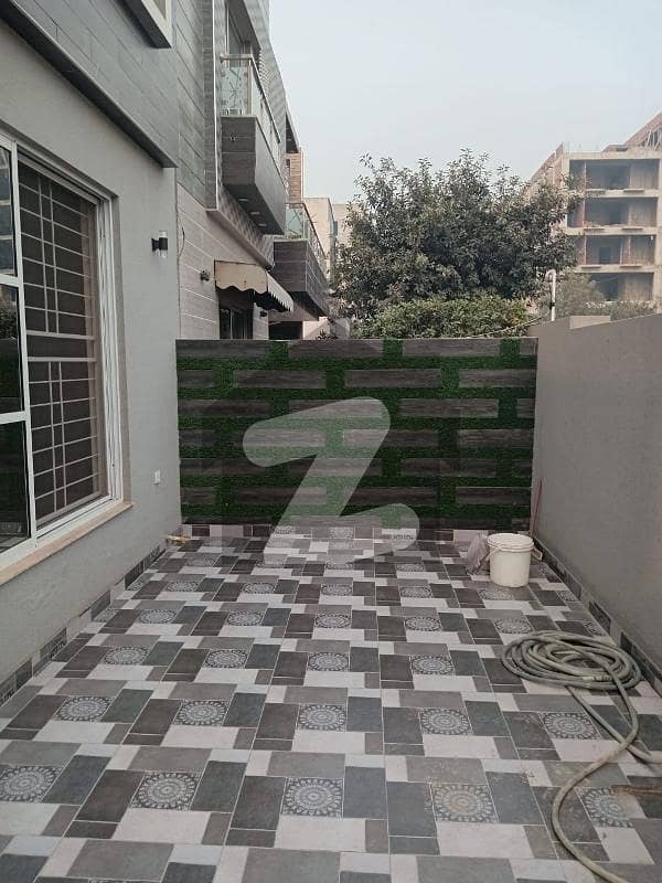 10 marla brand new modern house for rent in Quaid block Bahria town Lahore