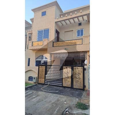 Ali Block 5 Marla Brand New House For Sale In