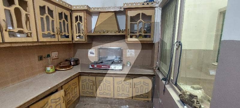 کوری روڈ اسلام آباد میں 2 کمروں کا 5 مرلہ مکان 35.0 ہزار میں کرایہ پر دستیاب ہے۔