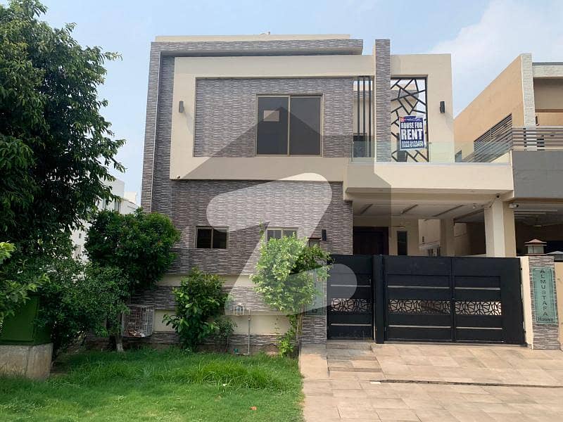 ڈی ایچ اے فیز 6 ڈیفنس (ڈی ایچ اے),لاہور میں 3 کمروں کا 7 مرلہ مکان 1.4 لاکھ میں کرایہ پر دستیاب ہے۔