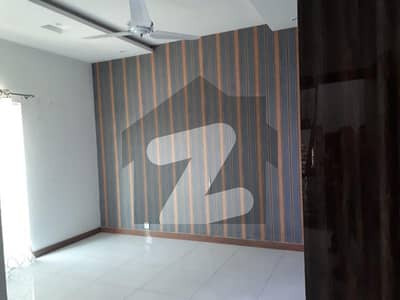 LOWER PORTION OF 5 MARLA LIKE A NEW EXCELLENT GOOD CONDITION HOUSE FOR RENT IN CC BLOCK BAHRIA TOWN LAHORE