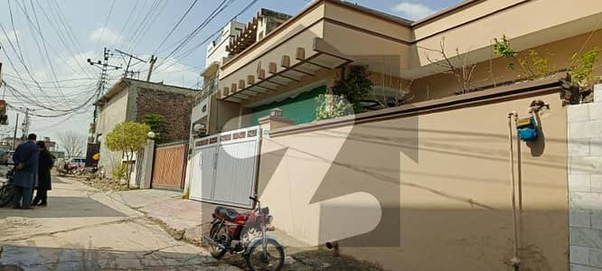 باقر کالونی تلسا روڈ,راولپنڈی میں 4 کمروں کا 10 مرلہ مکان 1.6 کروڑ میں برائے فروخت۔