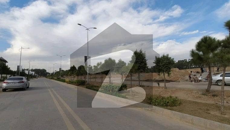 2250 Square Feet Residential Plot For sale In F-17