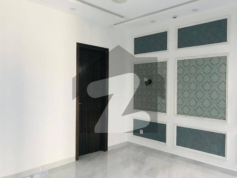 Premium 8 Marla Upper Portion Is Available For Rent In Lahore
