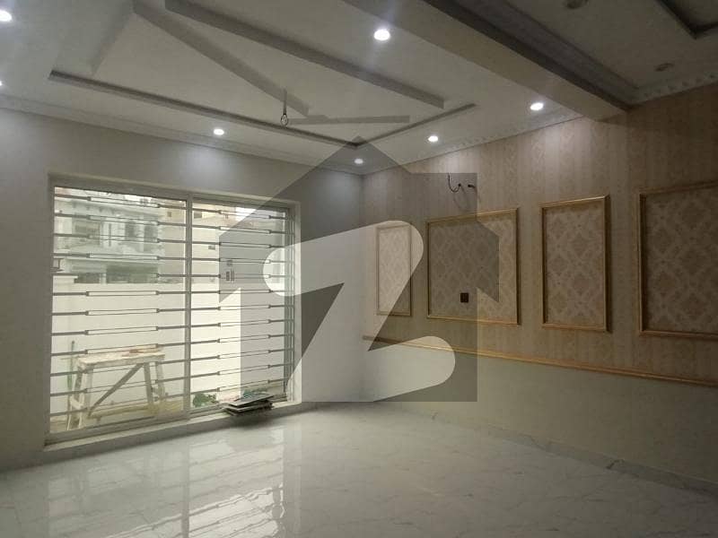 Upper Portion Available For rent In LDA Avenue - Block K