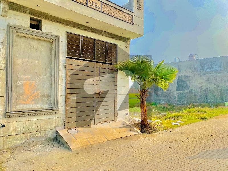 Centrally Located House For Sale In Shah Din Park Available