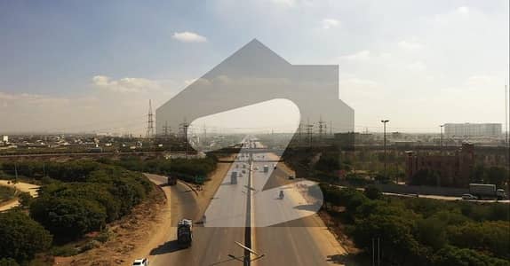 بہادر آباد گلشنِ اقبال ٹاؤن,کراچی میں 9 کنال صنعتی زمین 1.5 کروڑ میں برائے فروخت۔