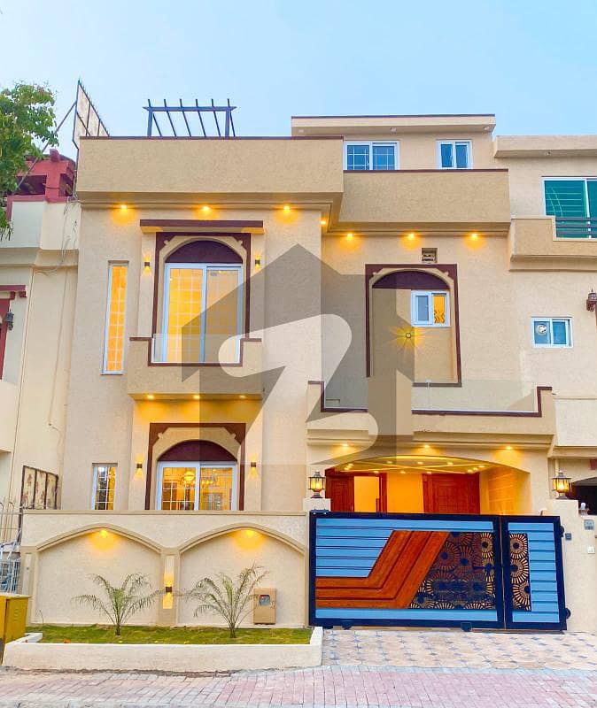 5 Marla House Available For Sale In Bahria Town Phase 8, Rawalpindi