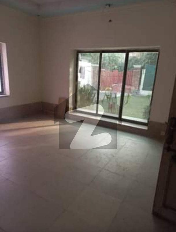 2 Kanal house Near fordos market Gulberg 3 - Block J, Gulberg 3 ...