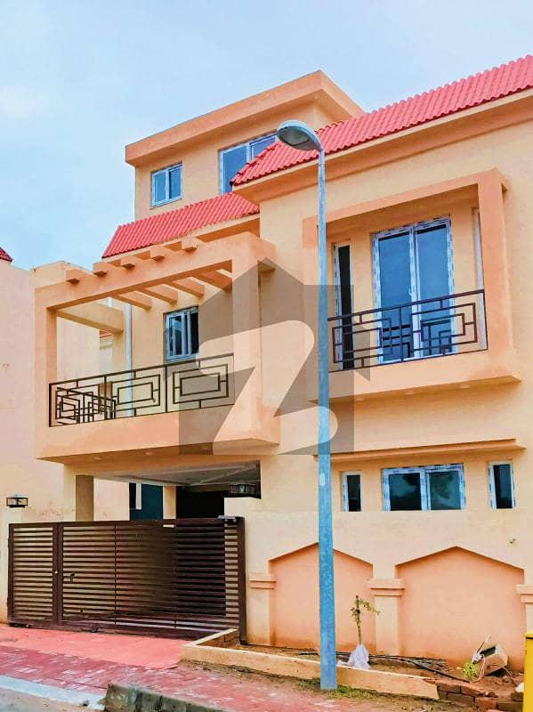 Bahria Town Phase 8 House For sale Sized 5 Marla