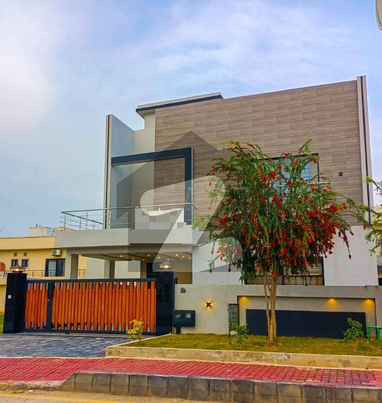 House Of 10 Marla Available In Bahria Town Phase 8