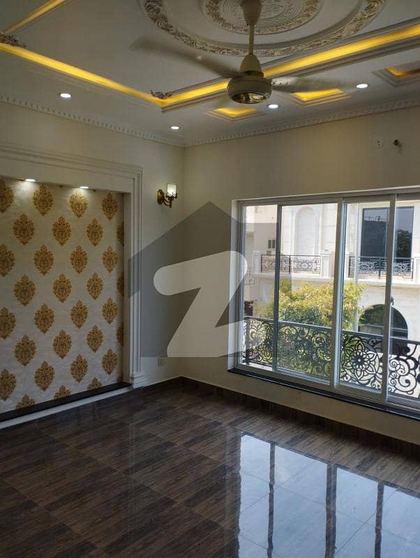 ڈی ایچ اے 9 ٹاؤن ڈیفنس (ڈی ایچ اے),لاہور میں 3 کمروں کا 5 مرلہ مکان 75.0 ہزار میں کرایہ پر دستیاب ہے۔