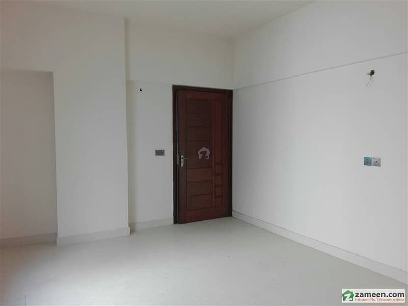 4th Flor Flat For Rent In Bukhari Commercial