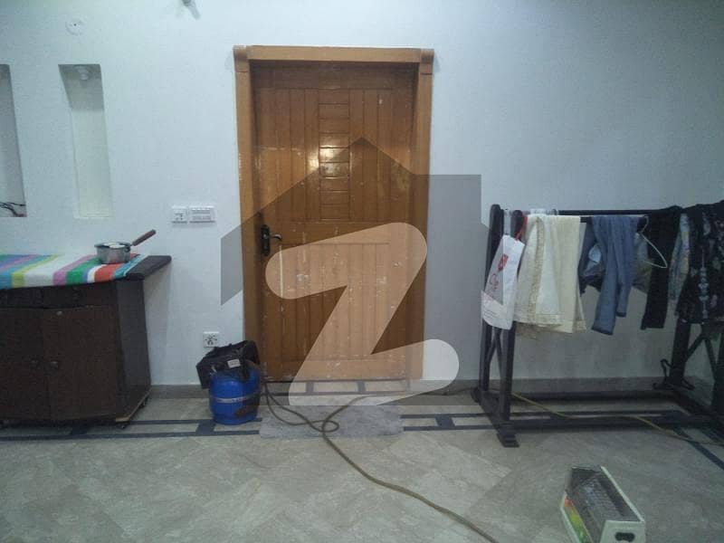 پی سی ایس آئی آر سٹاف کالونی لاہور میں 6 کمروں کا 16 مرلہ مکان 3.75 کروڑ میں برائے فروخت۔