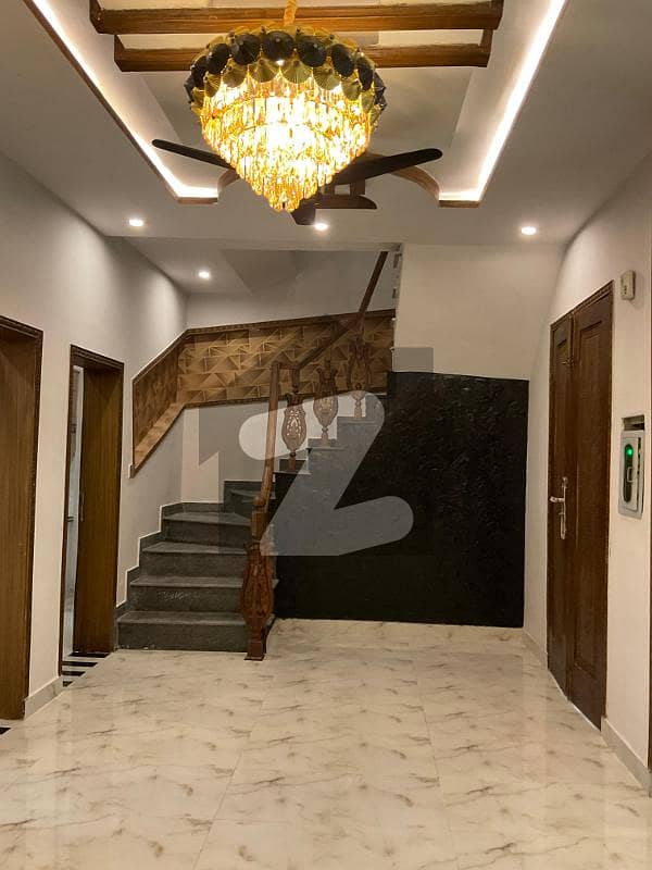 پارک ویو سٹی لاہور میں 4 کمروں کا 5 مرلہ مکان 1.75 کروڑ میں برائے فروخت۔