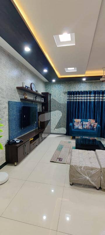 ایل ڈی اے ایوینیو ۔ بلاک ایم ایل ڈی اے ایوینیو,لاہور میں 6 کمروں کا 1 کنال مکان 6.0 کروڑ میں برائے فروخت۔
