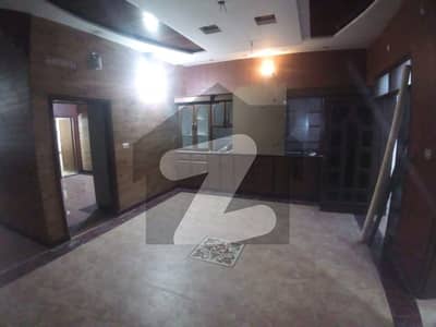 گلشنِ راوی لاہور میں 3 کمروں کا 10 مرلہ مکان 3.5 کروڑ میں برائے فروخت۔