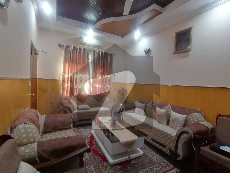 جوہر ٹاؤن لاہور میں 3 کمروں کا 3 مرلہ مکان 70.0 ہزار میں کرایہ پر دستیاب ہے۔