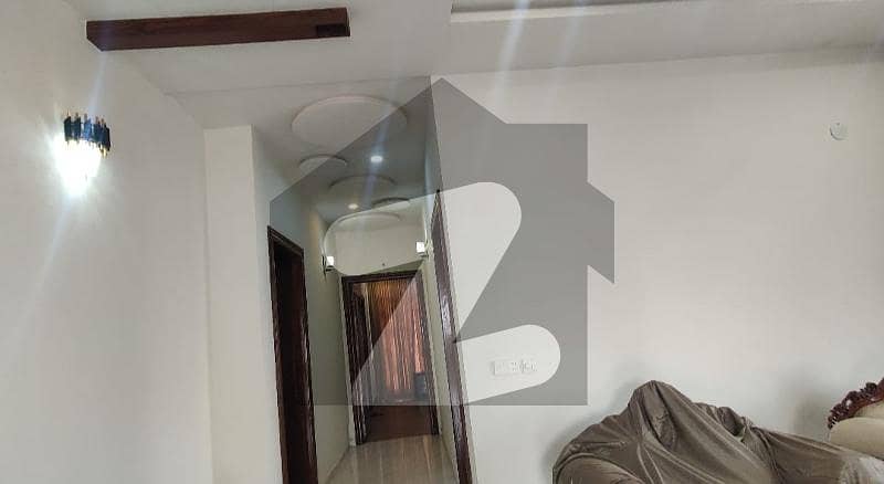 ایل ڈی اے ایوینیو ۔ بلاک ایچ ایل ڈی اے ایوینیو,لاہور میں 6 کمروں کا 1 کنال مکان 5.95 کروڑ میں برائے فروخت۔
