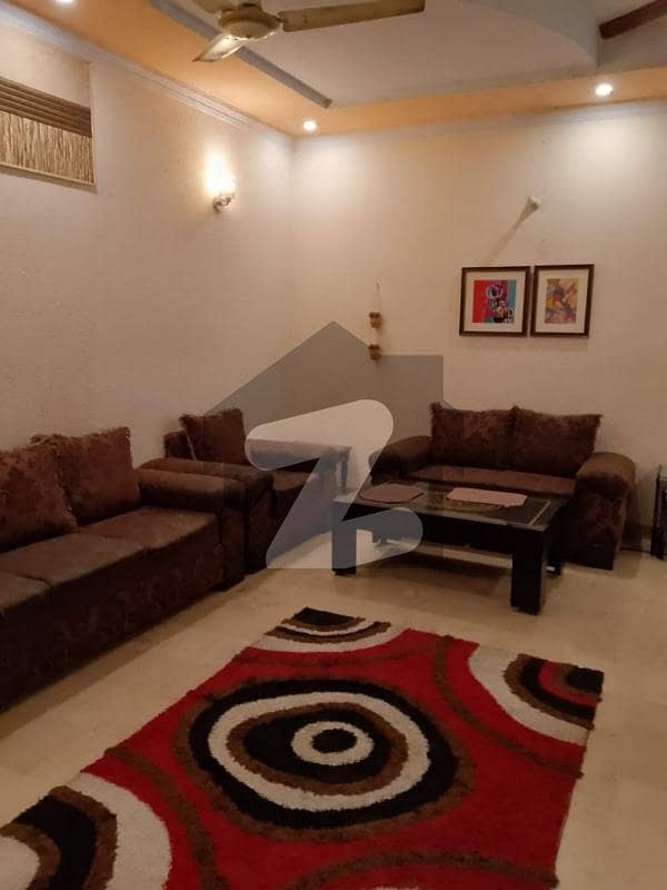 طارق گارڈنز ۔ بلاک ایچ طارق گارڈنز,لاہور میں 2 کمروں کا 10 مرلہ بالائی پورشن 45.0 ہزار میں کرایہ پر دستیاب ہے۔