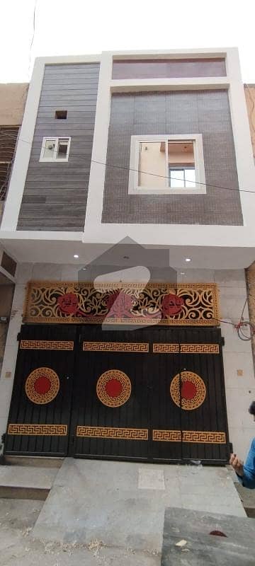 سلطان ٹاؤن لاہور میں 3 کمروں کا 3 مرلہ مکان 1.15 کروڑ میں برائے فروخت۔