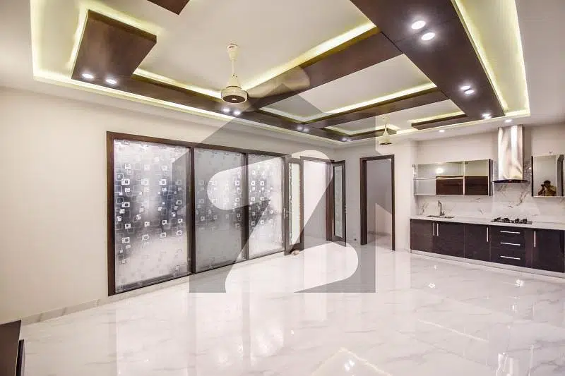 1 Kanal Brand New Luxury Upper Portion Available For Rent