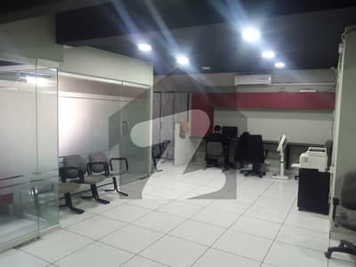 READY TO MOVI FURNISHED OFFICE IS AVAILABLE ON THE RENT INTHE COMMERRICAL BUILDING AT SHAHR E FAISAL Karachi