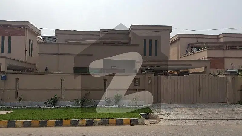One Kanal IH House For Sale in PAF Falcon Complex on 70 feet Road