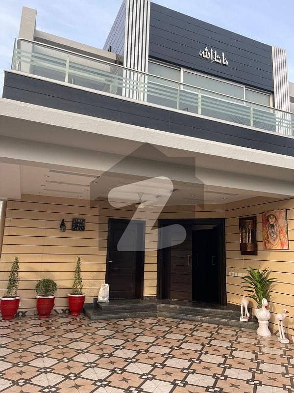 1 kanal beautiful design House for rent near to jalal sons