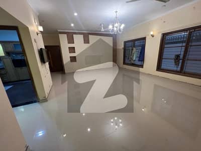 Hamza Imran Offers 500 Yards Renovated Bungalow For Rent At DHA Phase 6
