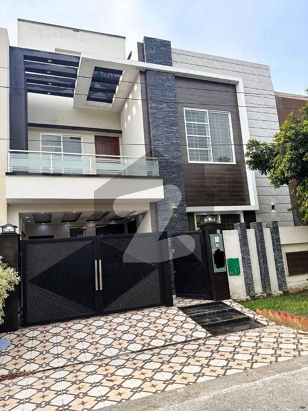 Luxury 5 Marla Brand New House Available For Rent Bahria Town Lahore Bahria Town Block AA