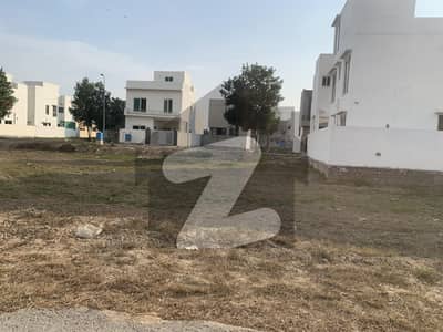 5 MARLA RESIDENTIAL PLOT BLOCK 2M IS FOR SALE AWAY FROM DRAIN