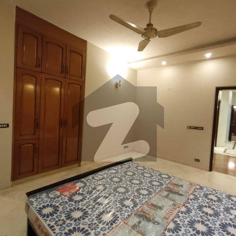 Book A 1 Kanal Upper Portion In DHA Phase 3 - Block Z